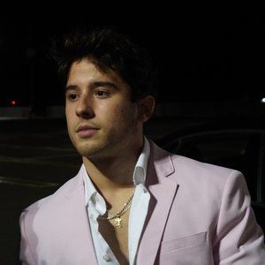 Meet your Posher, Joel